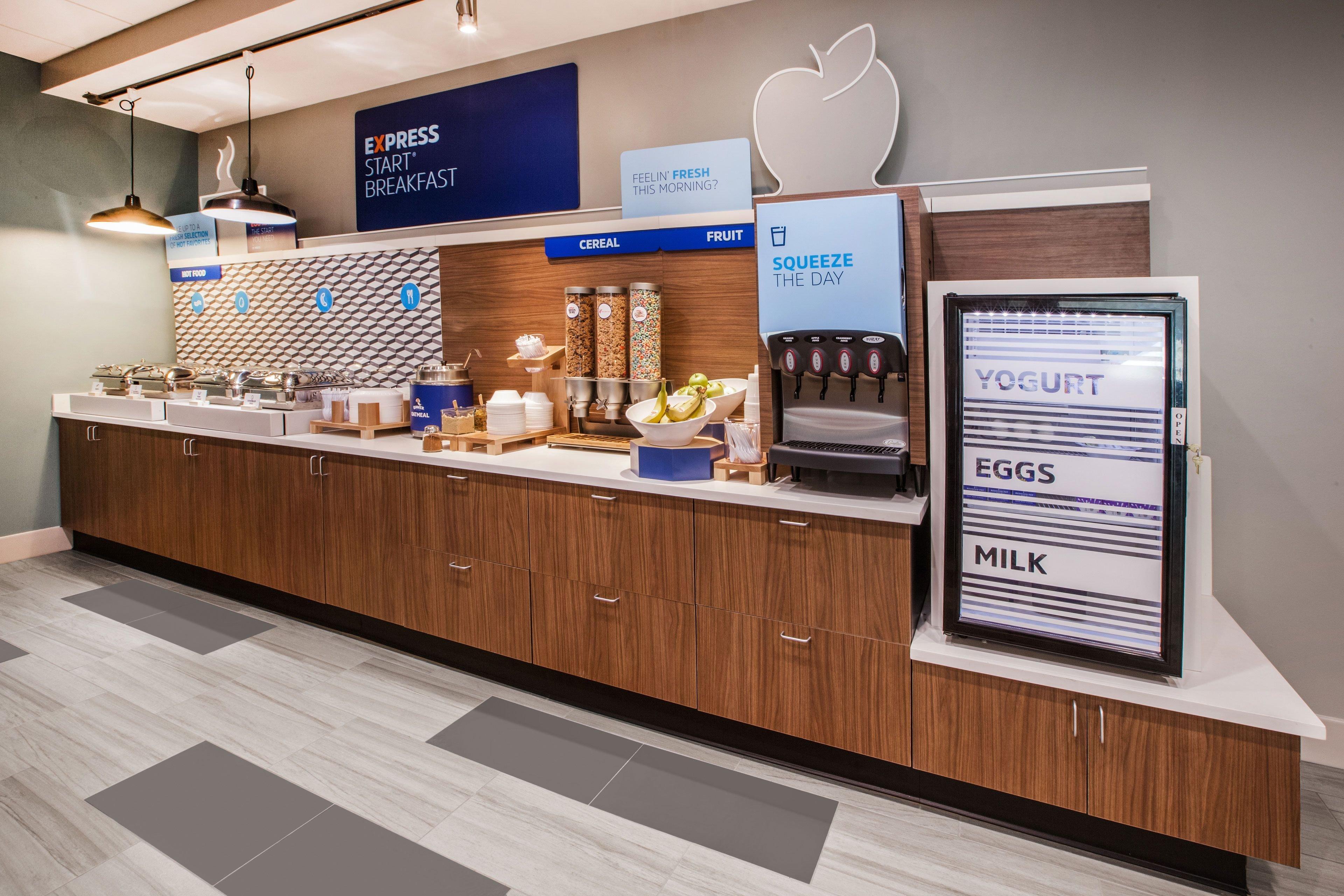 Holiday Inn Express & Suites Indianapolis - East By Ihg Extérieur photo