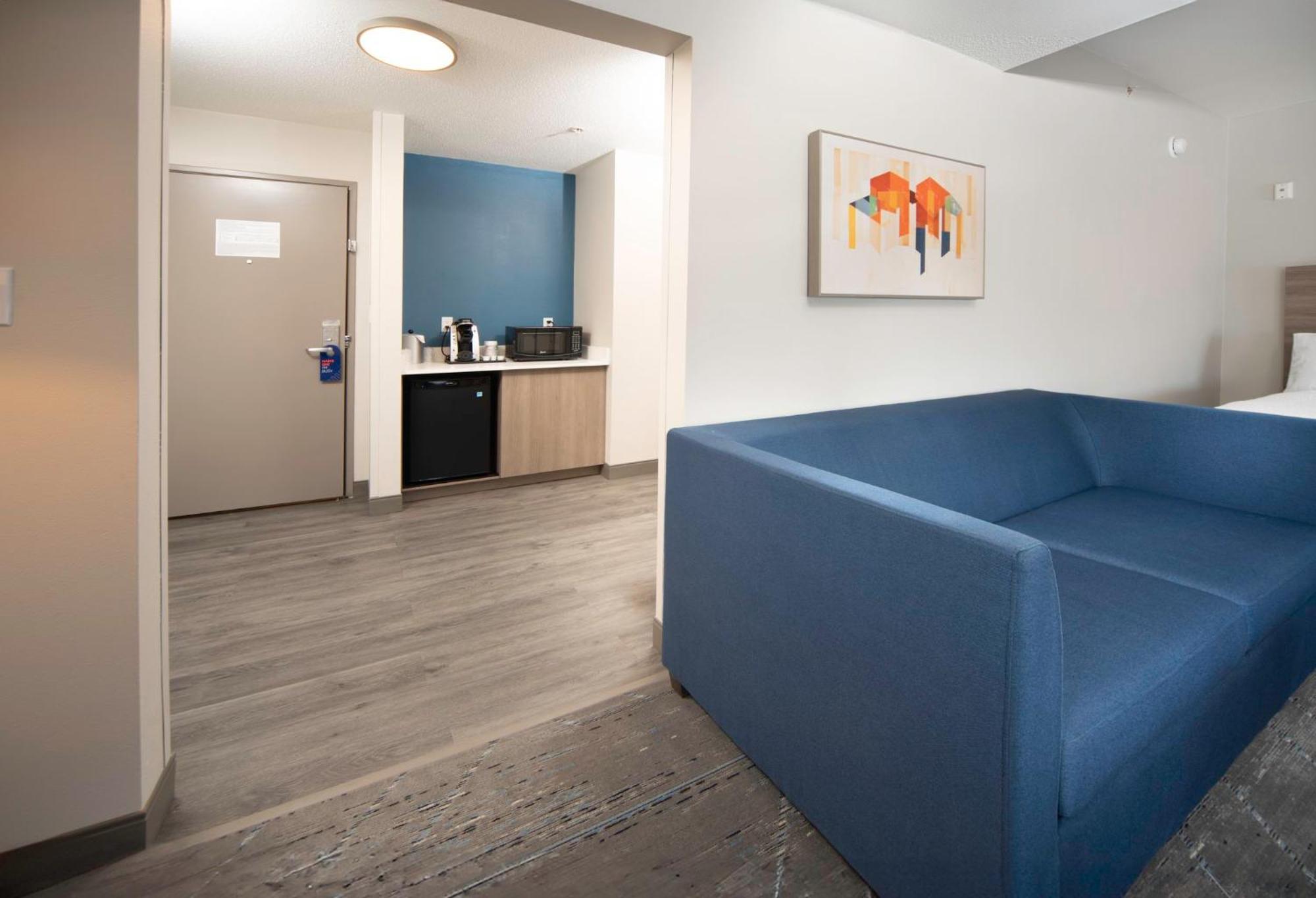 Holiday Inn Express & Suites Indianapolis - East By Ihg Extérieur photo