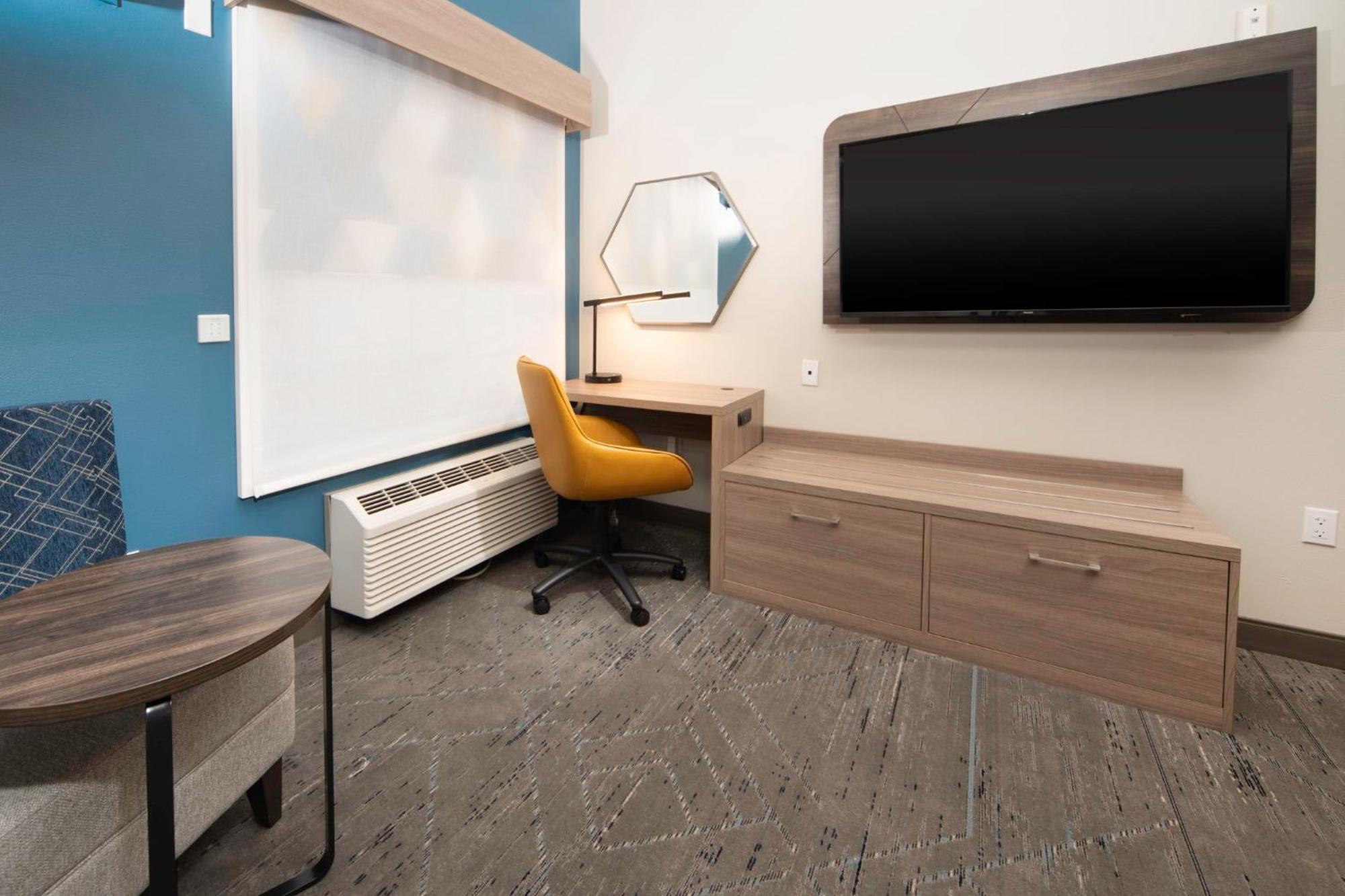 Holiday Inn Express & Suites Indianapolis - East By Ihg Extérieur photo